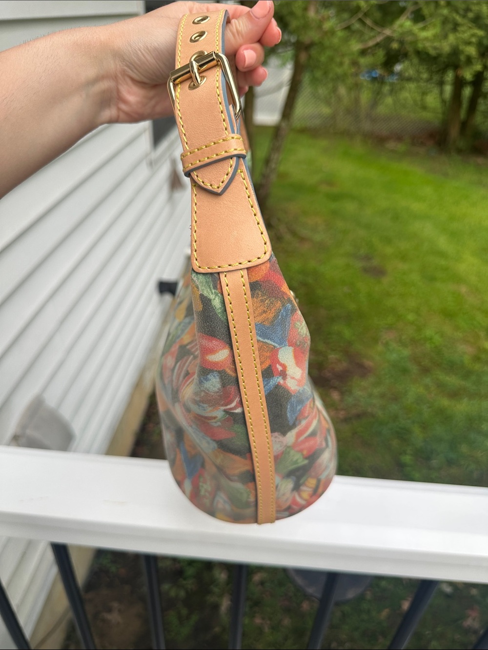 Dooney & Bourke retired candy print bucket bag - Picture 14 of 16